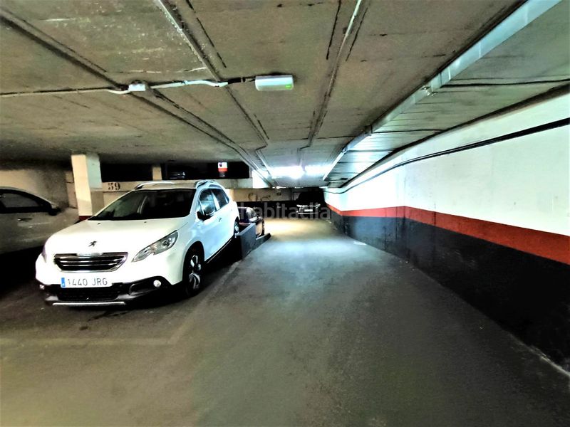 Foto bc9f927d-4c28-43b3-a1d3-257f60d54d7b. Alquiler parking coche en calle de cartagena 44 en Madrid