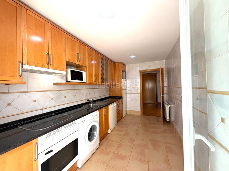 Foto 3f57879f-7348-4251-b70c-9c782d5815a7. Miete etagenwohnung in calle doctor fleming 1 in Buenavista-Valparaíso-La Legua Toledo