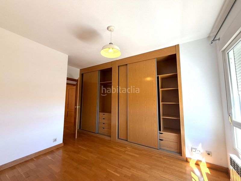 Foto 69bd6d24-d41a-43a2-aef3-fb24a62f20b5. Miete etagenwohnung in calle doctor fleming 1 in Buenavista-Valparaíso-La Legua Toledo