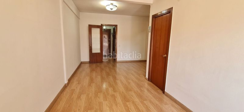 Foto 5f940594-cfd4-481f-bc0d-d835e2fe9e58. Pis amb calefacció a Adelfas Madrid
