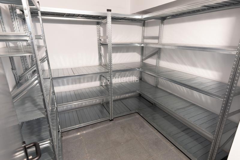 Foto 0a31f899-71e4-4b45-b197-86ebbfe64047. Affitto loft con riscaldamento parcheggio in Zona Industrial Alcobendas