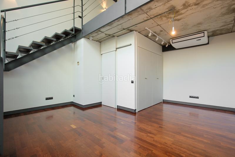 Foto db98c496-2664-48d6-81f1-becf21215578. Affitto loft con riscaldamento parcheggio in Zona Industrial Alcobendas