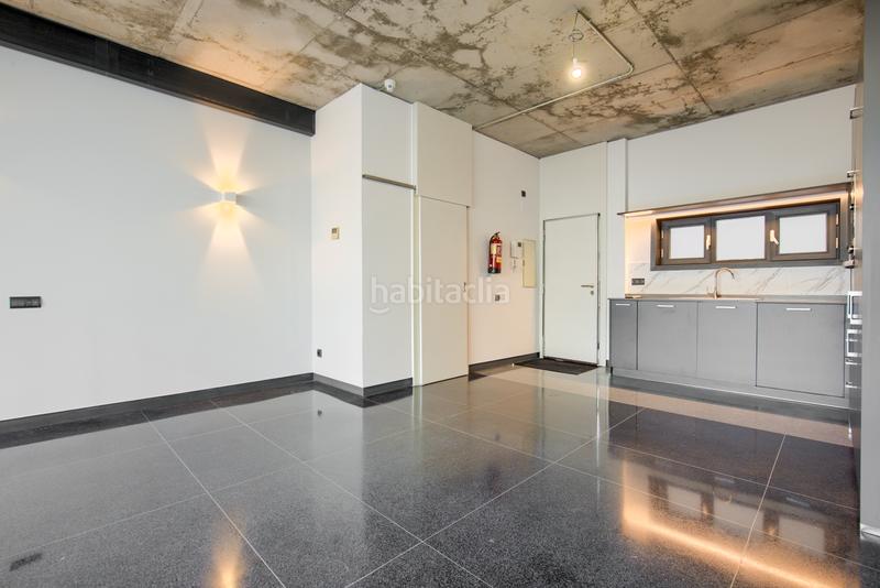 Foto 78b00585-abf1-4aed-8f67-f02fae2c86c6. Location loft avec chauffage parking dans Zona Industrial Alcobendas