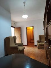 Flat  Del lago erie. Piso en calle lago erie