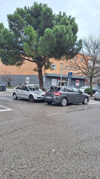 Foto 1ef1ac91-0f27-4e71-9415-af4b1d34bd56. Aparcament cotxe a Ambroz Madrid