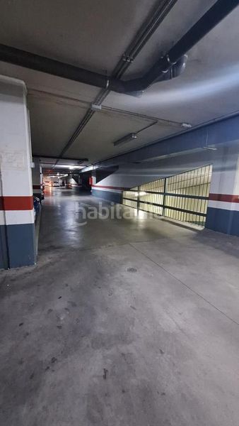 Foto 31f11a28-958c-4fc0-8f83-889290e3b5f2. Aparcament cotxe a Ambroz Madrid