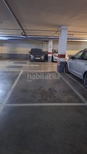 Foto b0b4fe92-9538-4634-ad85-567fee3fc370. Aparcament cotxe a Ambroz Madrid