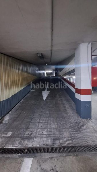 Foto b33056fa-d5ab-4073-a92f-ceb010ed7ce3. Aparcament cotxe a Ambroz Madrid