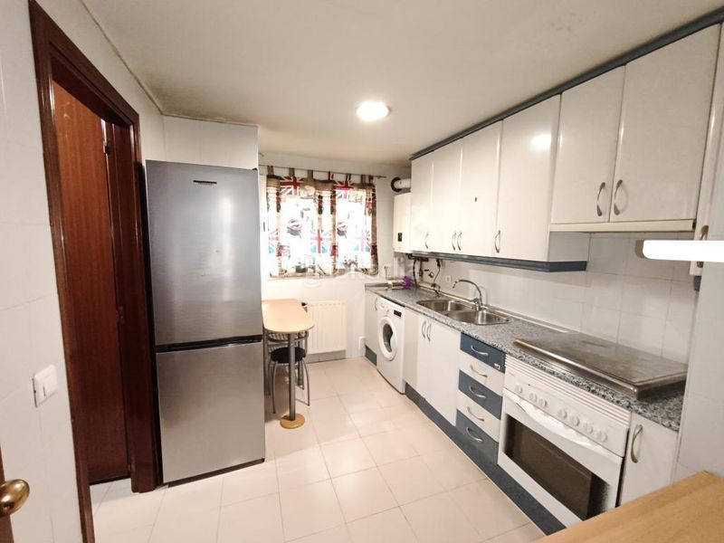 Foto 48275e96-efbd-4c8a-9e37-9d9692aeac96. Piso en Villaverde Alto Madrid