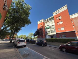 Etagenwohnung  De calahorra. Calle calahorra 42