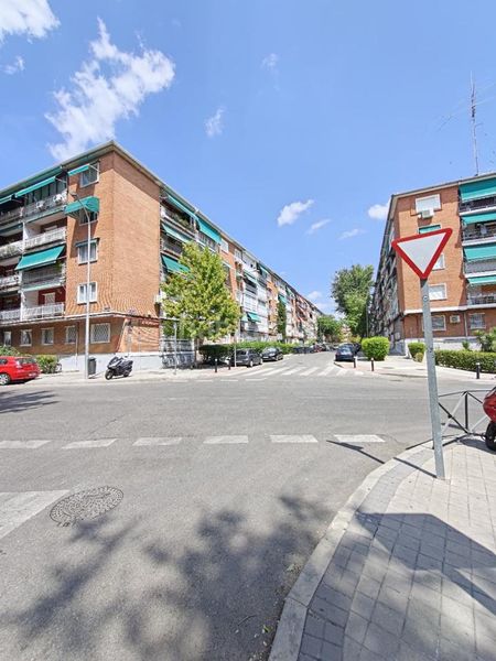 Foto 3823af1b-83fb-4de8-a0c9-bbd069ddd5be. Flat with heating in Ambroz Madrid