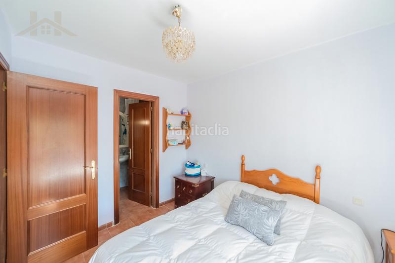 Foto 1ac0df97-9aeb-4b67-a098-669fa881a2bf. Xalet amb calefacció aparcament piscina a Tiemblo (El)