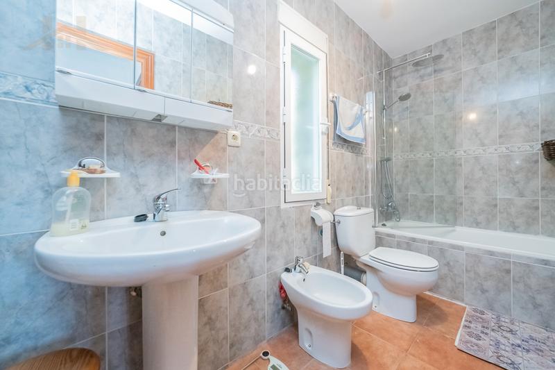 Foto 7327d73e-ca88-42fe-940d-721df47f05df. Xalet amb calefacció aparcament piscina a Tiemblo (El)