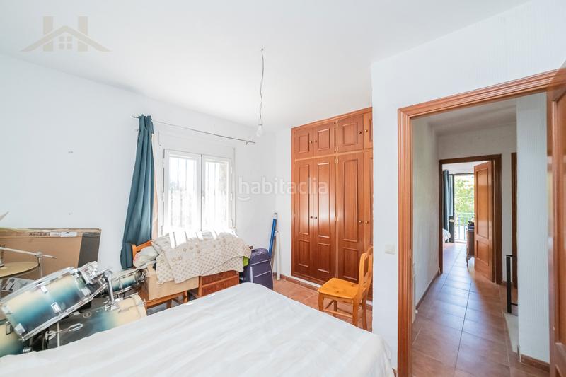 Foto f46594d7-1212-4d34-89c1-3ef7fbf33fa2. Xalet amb calefacció aparcament piscina a Tiemblo (El)