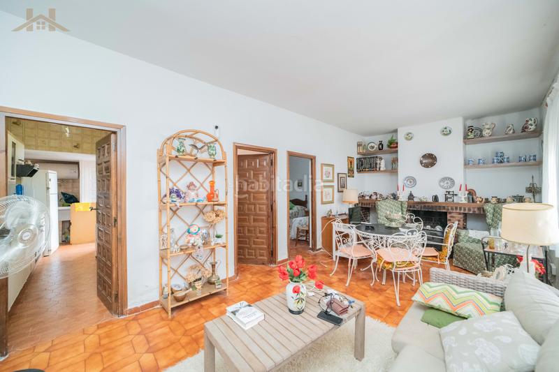 Foto f1967b62-e194-433d-a1b6-bf16861a5127. Casa bifamiliare con camino riscaldamento in San Martín de Valdeiglesias