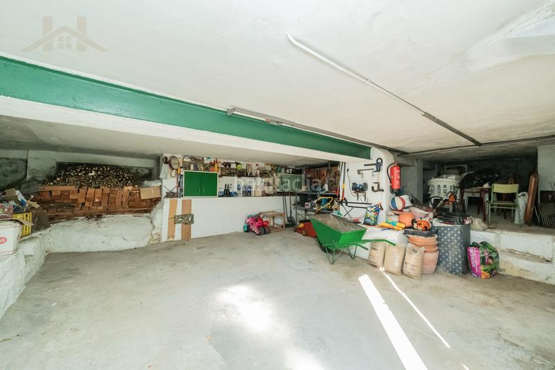 Foto 146092a3-51a8-43d3-b043-e47d2f7718f2. Chalet  independiente con parcela de 900m2 en Tiemblo (El)