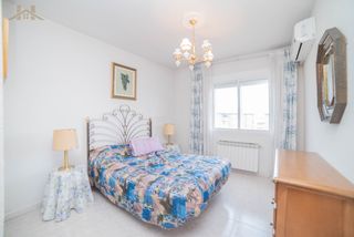 Casa adosada en Tiemblo (El). Chalet adosado de 178m2