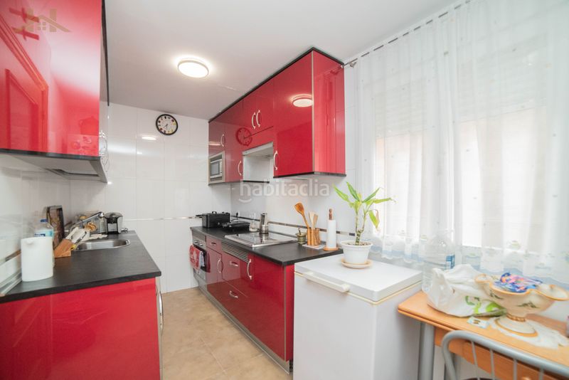 Foto 3a400f54-72d9-4203-ac84-975fdf21ae85. Casa aparellada amb xemeneia calefacció a Tiemblo (El)