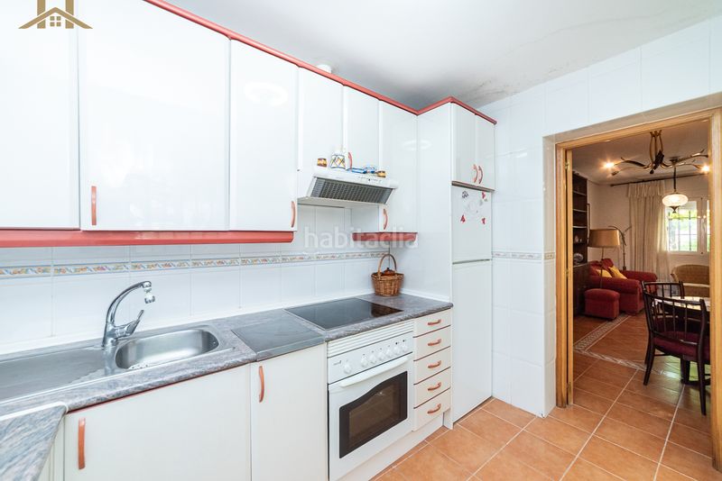 Foto a315d60a-e22a-4a11-8cc4-fbc480db964f. Casa adossada amb calefacció a Cadalso de los Vidrios