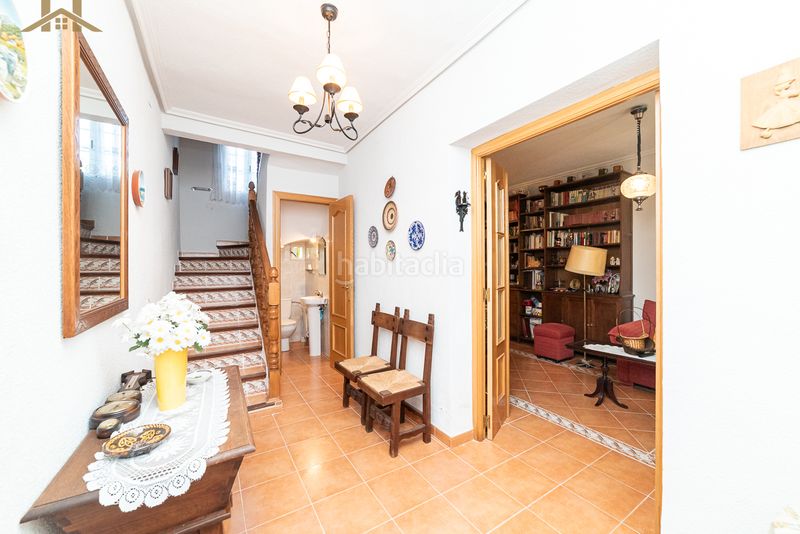 Foto b9906401-e9cb-4e86-be1d-824454786ca8. Casa adossada amb calefacció a Cadalso de los Vidrios