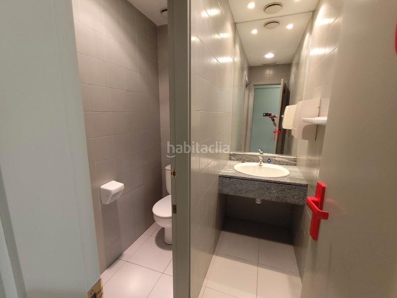 Foto 905f1a91-f2b5-4417-9398-baf0f498c37e. Rent business premise in calle de los hermanos machado 4 in Móstoles