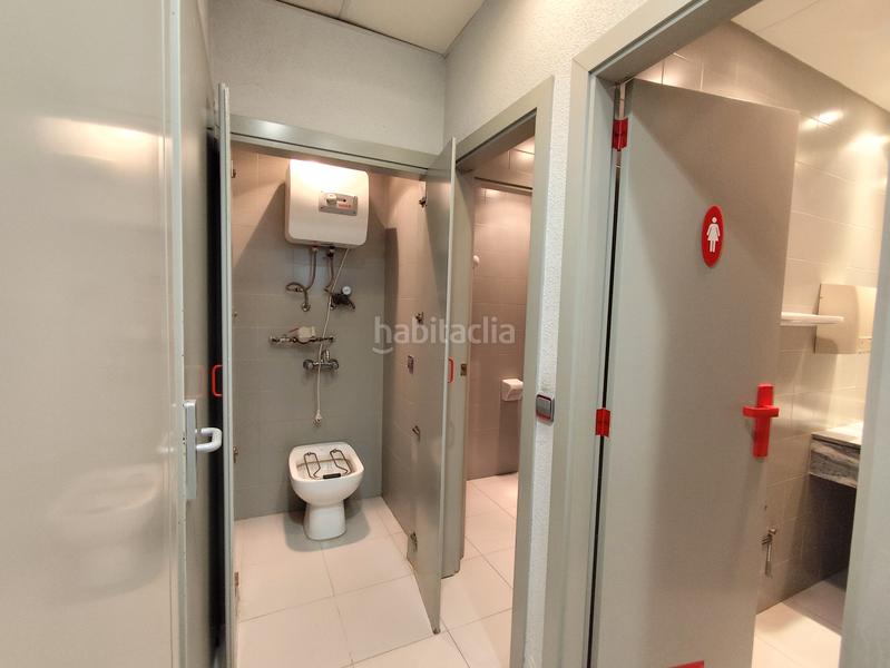 Foto bc954cf5-42a0-4367-843b-3d913bc8c227. Rent business premise in calle de los hermanos machado 4 in Móstoles