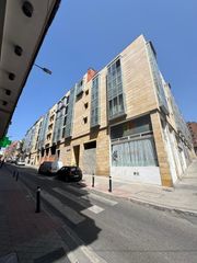 Pis  Calle de jaén. Vivienda totalmente exterior en cuatro caminos – nuevos minister