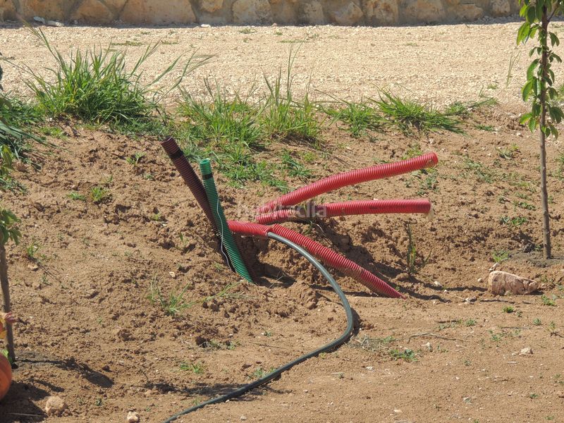 Foto ad78bd71-c054-4e73-8253-c8efd391916e. Finca rústica a Lupiana