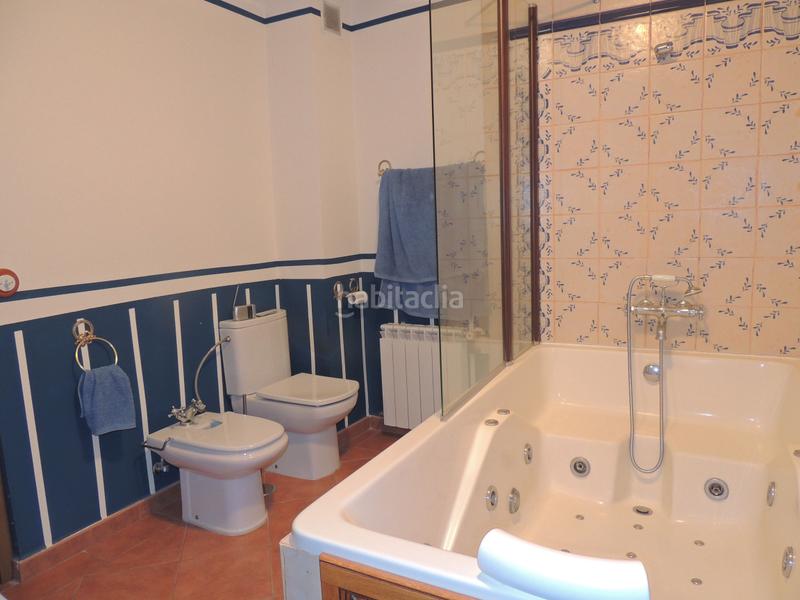 Foto 339a728e-a1ef-4966-b60c-ad389ab09095. Casa adossada a Yunquera de Henares