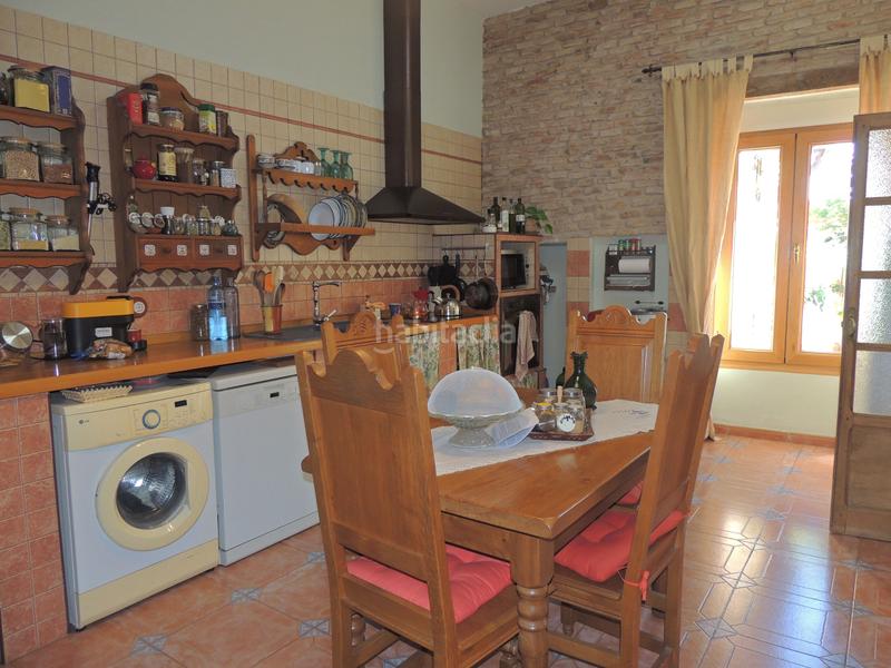 Foto 3ce744fd-1d9c-46ff-b270-c03aa18760ad. Casa adossada a Yunquera de Henares