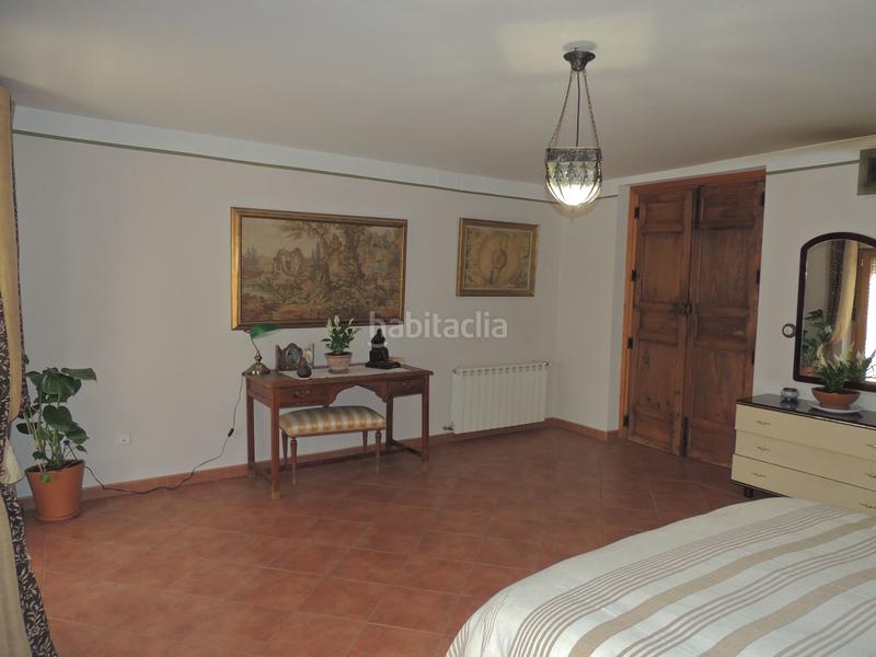 Foto 6c5badb5-664e-44f7-94af-e4fef2c99d9e. Casa adossada a Yunquera de Henares