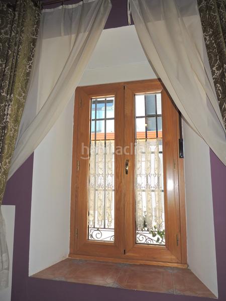 Foto 7b5602ab-bf9e-46c5-8e7f-8ce33cc96245. Casa adossada a Yunquera de Henares