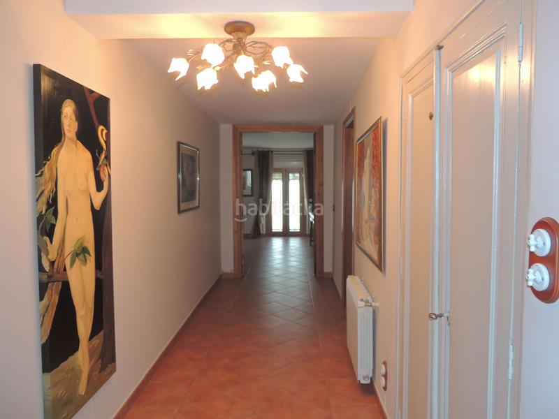 Foto a010e4b1-7310-4222-97da-0c300fe861fc. Casa adossada a Yunquera de Henares