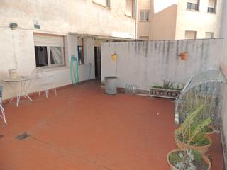 Appartamento in Casco Histórico. Disponible en venta piso 3 dormitorios 2 baños con gran patio 45