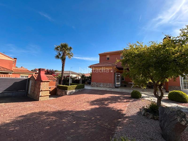 Foto e8102341-d8d1-46c9-9c54-41341c217741. Chalet  independiente en parcela 1.020m2 en Chiloeches