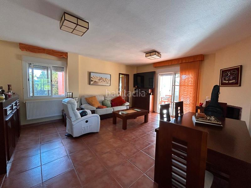 Foto ef4fab44-2da9-4b2a-8c02-709c01754b3b. Chalet  independiente en parcela 1.020m2 en Chiloeches