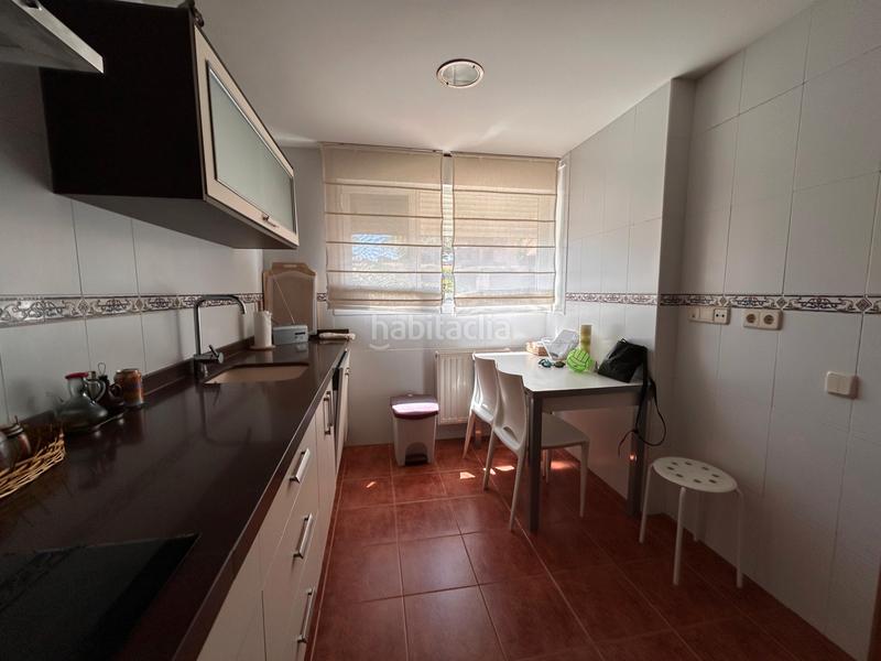 Foto 395a5feb-1ae7-43be-ab18-fe7362f38463. Semi detached house with parking in Tórtola de Henares