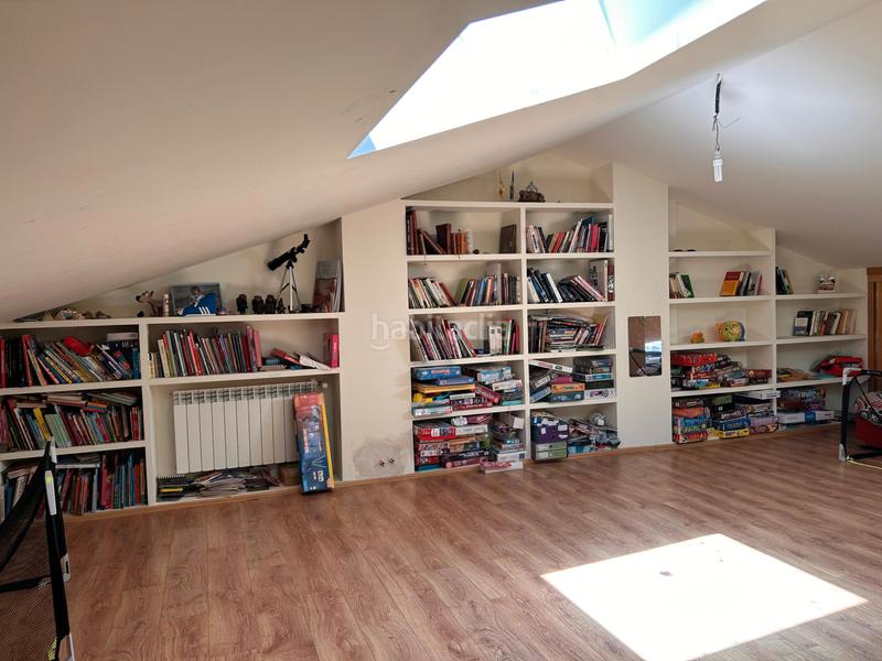 Foto 4d57b2f0-5c17-496a-8adb-575ba33bd8a1. Semi detached house with parking in Tórtola de Henares