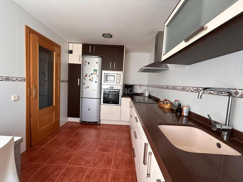 Foto b1b258d0-1f97-4225-87bf-97337a5fab9b. Semi detached house with parking in Tórtola de Henares