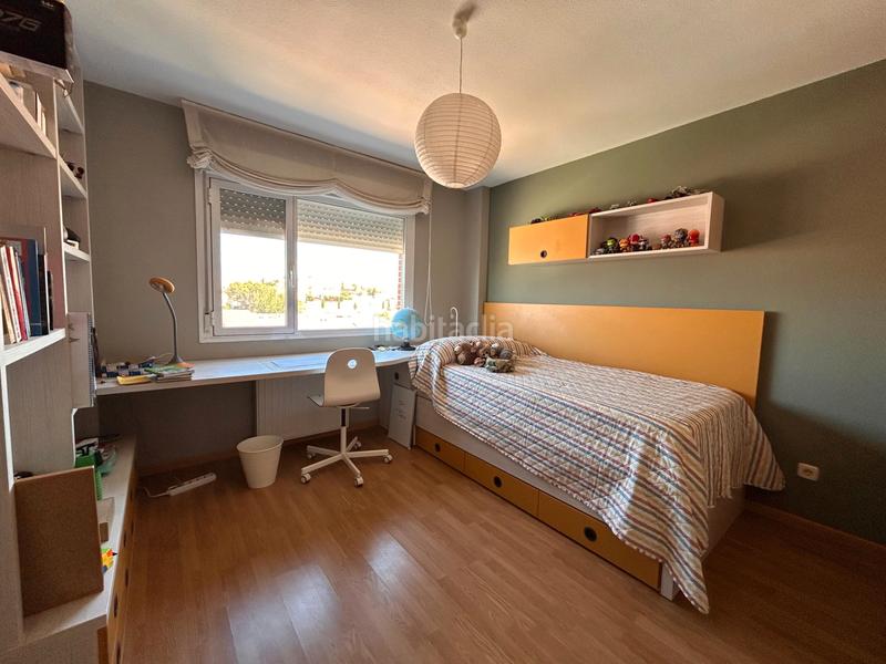 Foto ee1a8b3c-da54-461c-803b-467492c2474c. Semi detached house with parking in Tórtola de Henares