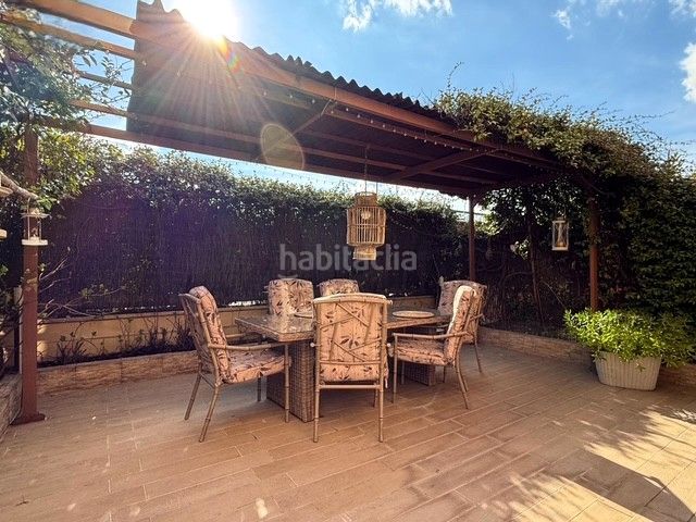 Foto 7d6922e7-7f0f-4111-a1a6-9dbf6196bd6d. Casa adossada amb xemeneia calefacció piscina a Estación-Manantiales Guadalajara