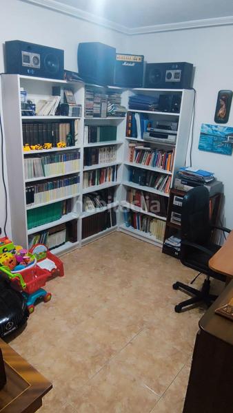 Foto 5f40d847-6d30-44ea-8cee-e99c007a5898. Piso vivienda unifamiliar en el centro de san vicentezona plaza juan xxiii en Sant Vicent del Raspeig