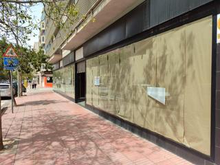 Lloguer Local Comercial a Centro. Alquiler de local en calle pi y margall
