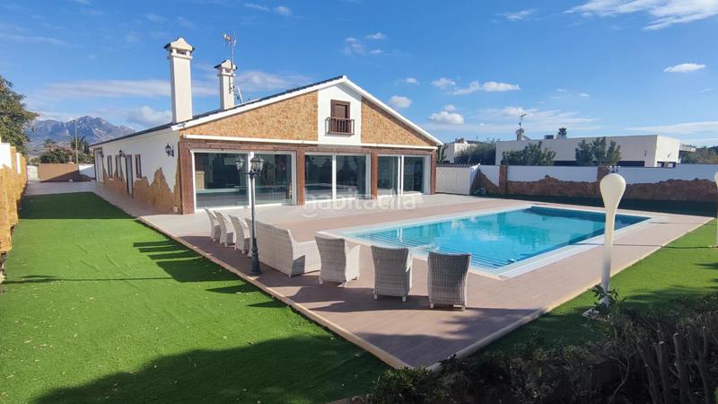 Foto e4685514-4195-420a-ae5c-37c8cbaf11a6. Chalet avec chauffage parking piscine dans Valle del Sol Mutxamel