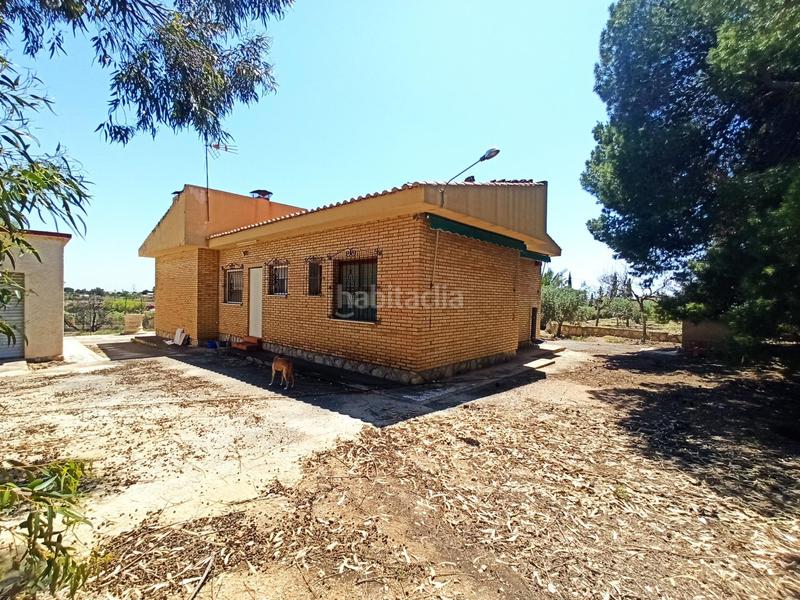 Foto bb0ca92f-4a1b-43e8-8df7-c97c1b1d5e72. Xalet amb aparcament a Villamontes-Boqueres Sant Vicent del Raspeig