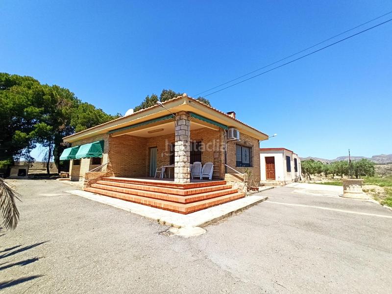 Foto c3556f85-d60b-4b0f-8417-81d6d0df1f49. Xalet amb aparcament a Villamontes-Boqueres Sant Vicent del Raspeig