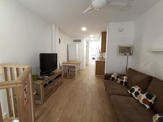 Piso en El Raval - Portes Encarnades. Piso reformado zona raval!!!