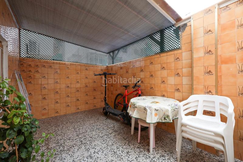 Foto d08cbab1-a0a6-42f2-a87f-f7e81cf34533. Pis a Carolinas Altas Alicante