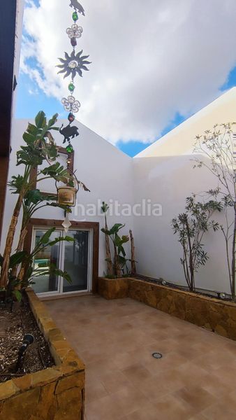 Foto f6c6f9ef-1f6e-4f33-bc21-9ea3003bf1d9. Xalet amb aparcament piscina a Valle del Sol Mutxamel