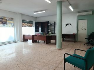 Affitto Locale commerciale in Haygon-Universidad. Local en alquiler junto a la universidad en san vicente del rasp
